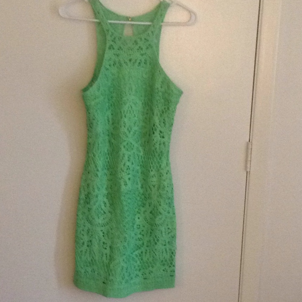 Lily Pulitzer dress size S